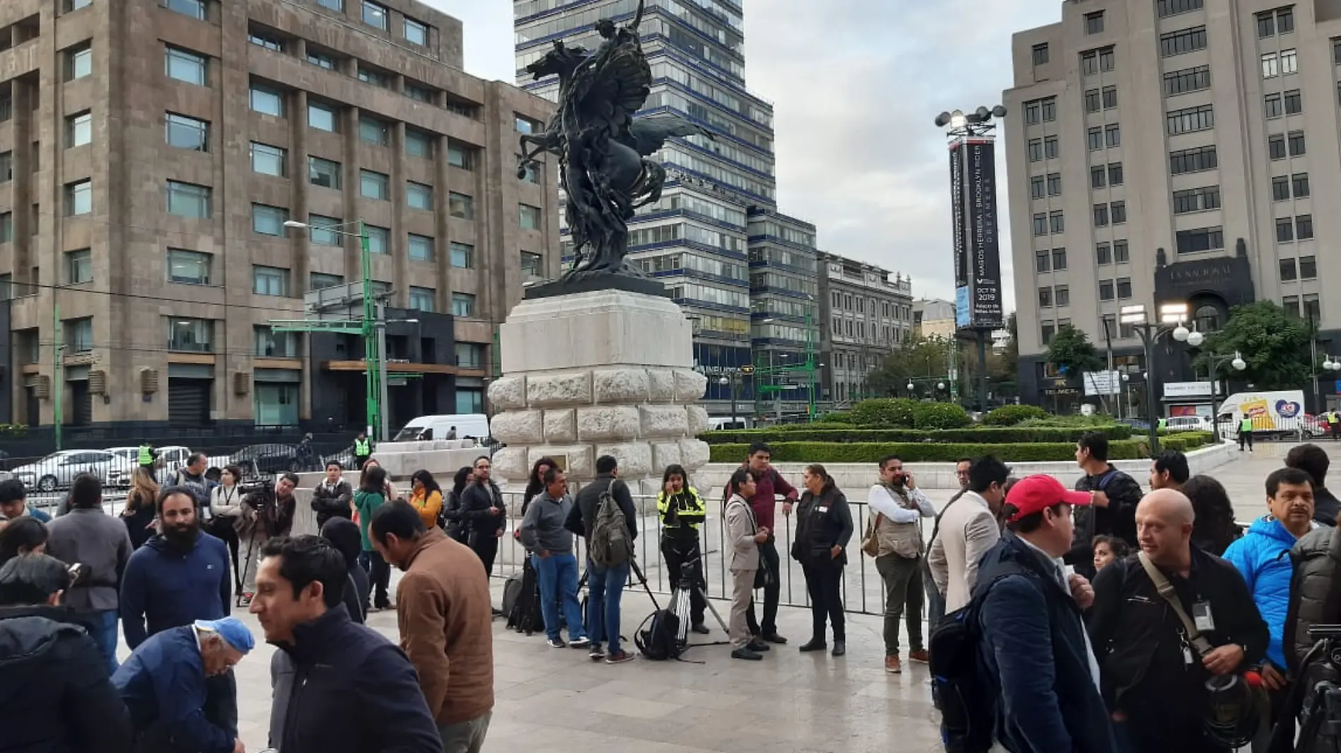 bellas artes esperan a jose jose 